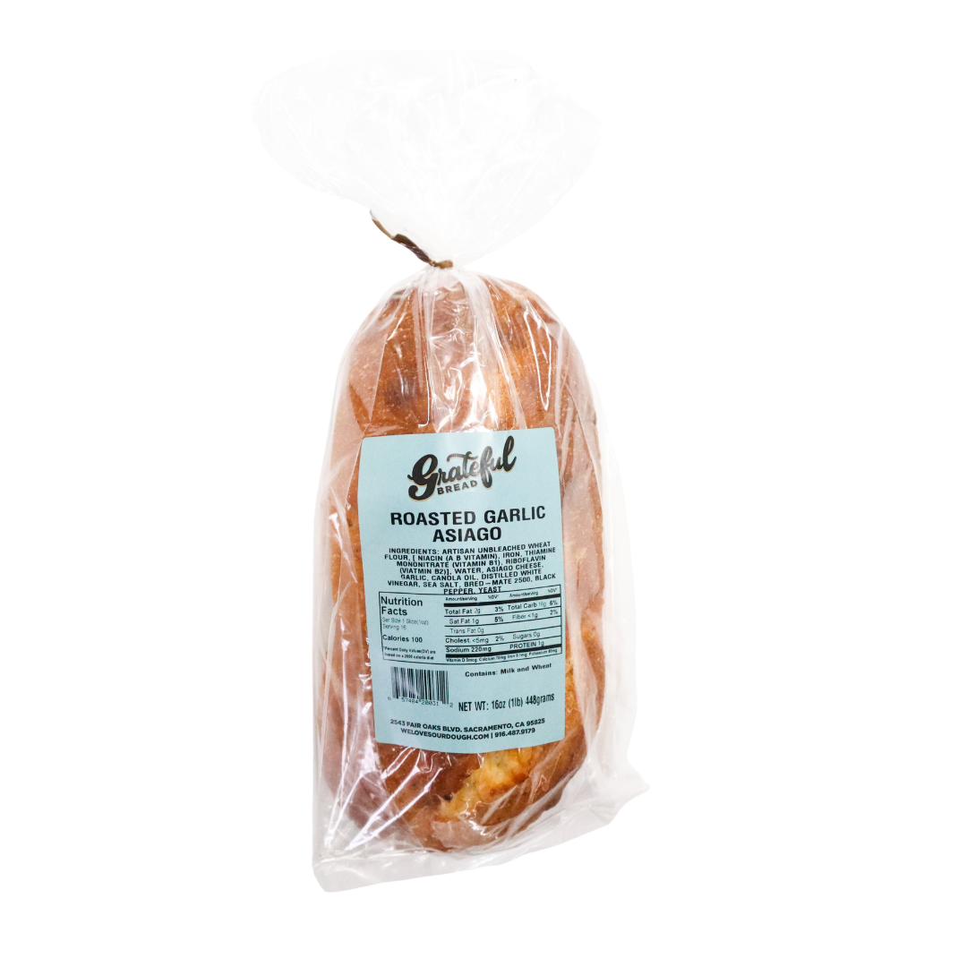 Roasted Garlic Asiago Batard