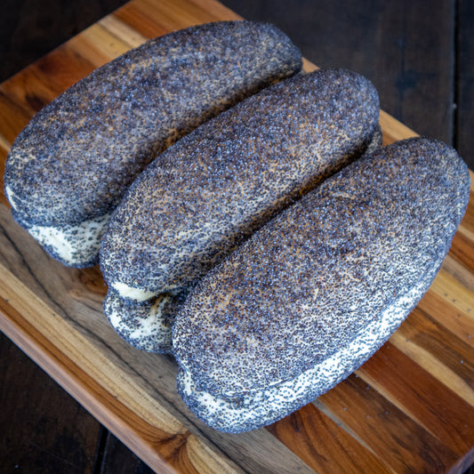 Poppyseed Hot Dog Bun - 6 Pack