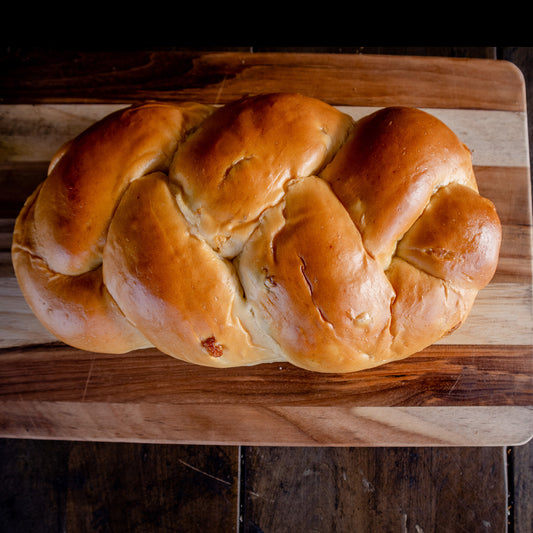 Golden Raisin Challah Braid